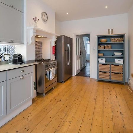 Firefly House Villa Cowes  Bagian luar foto