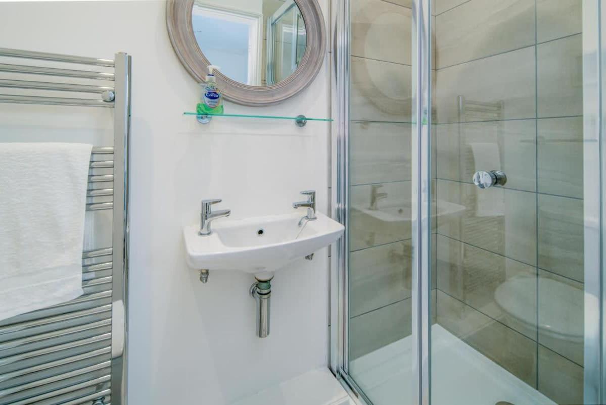 Firefly House Villa Cowes  Bagian luar foto